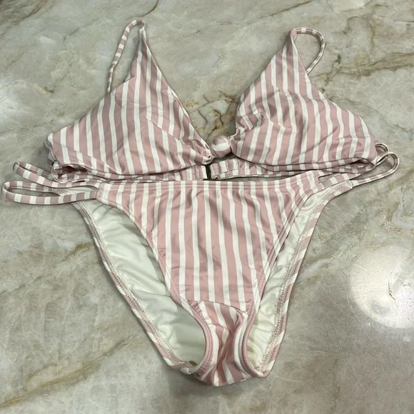 Oneill Pismo Bikini Set - Picture 4 of 13